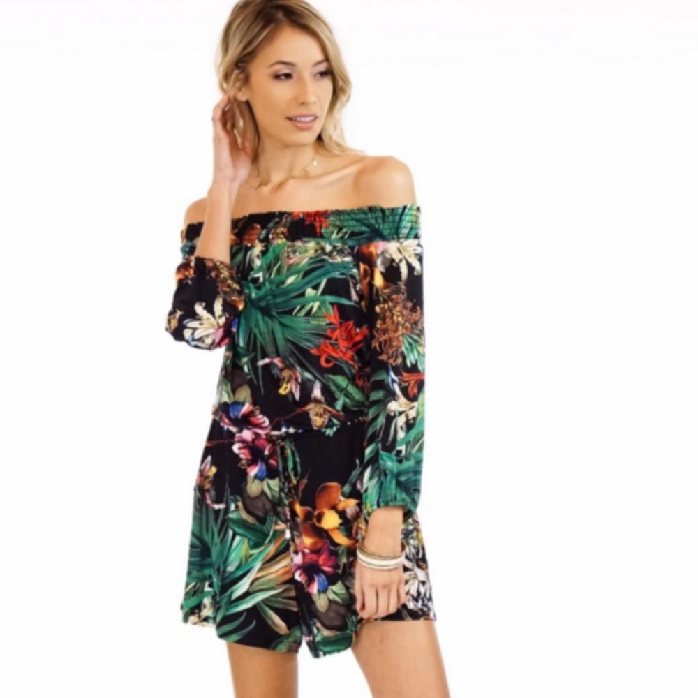 Palm Print Romper 🌴 NWT!